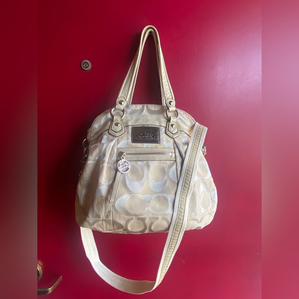 Gold Coach Poppy Signature Gorgeous Gold leather/canvas Lurex Highlight Bag NWOT